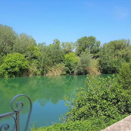 Gite Face A La Riviere -Proche Du Pont Du Gard- Montfrin Exterior foto